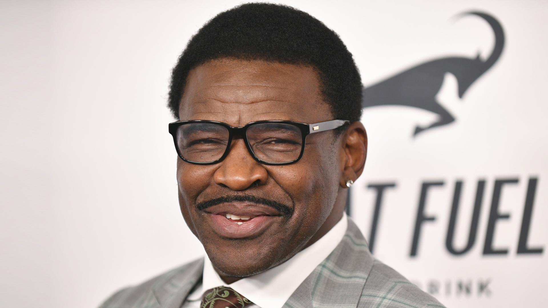 Michael Irvin Net Worth A Look at the NFL Hall of Famer's Financial